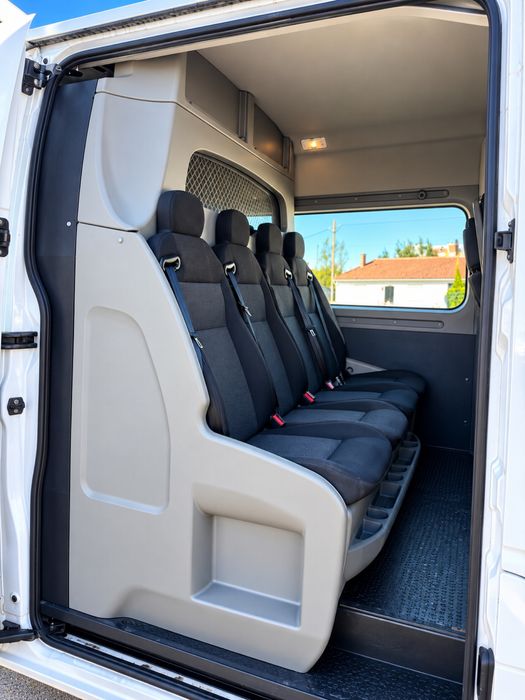 Nissan NV400 7 lugares