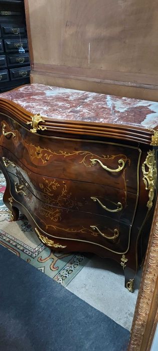 Cômodas ( Versailhes )