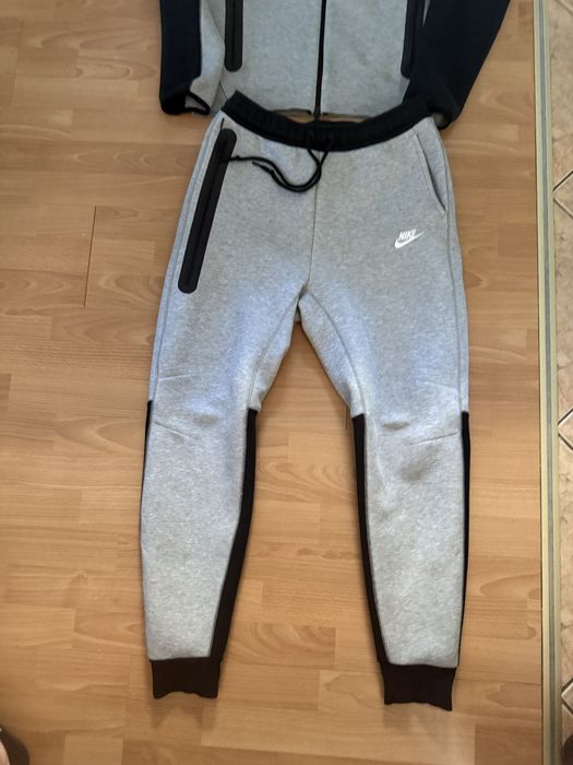 Dres nike tech fleece