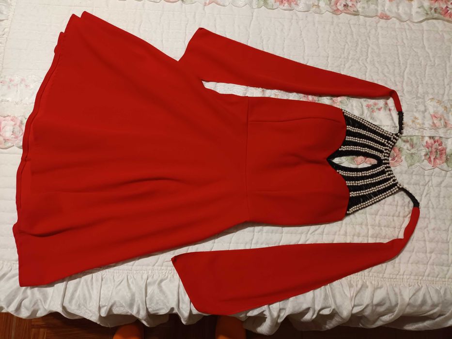 Vestido curto vermelho