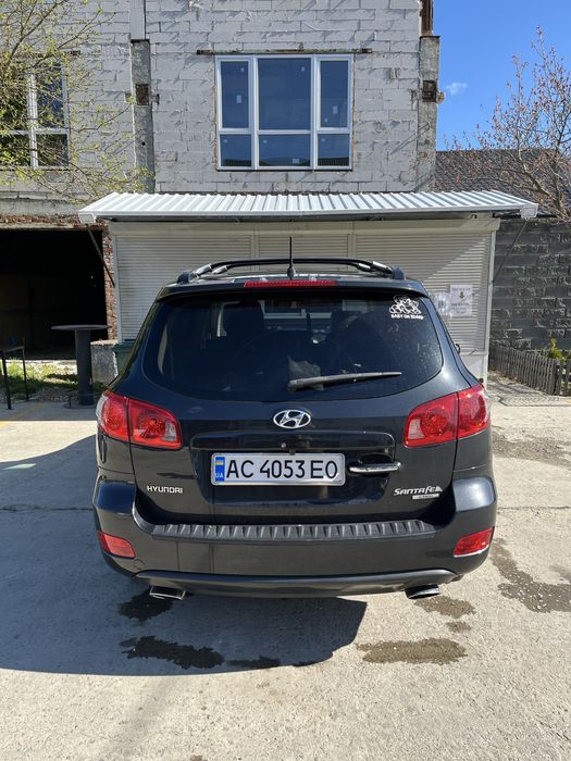 Продам Hyundai Santa Fe