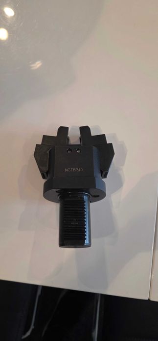 Podajnik Łapacz Podciągacz Pręta Oprawka Tok. CNC VDI 40 NGTBP40