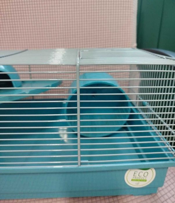 Gaiola para Hamster Azul – excelente estado mais Bebedouro Oferta