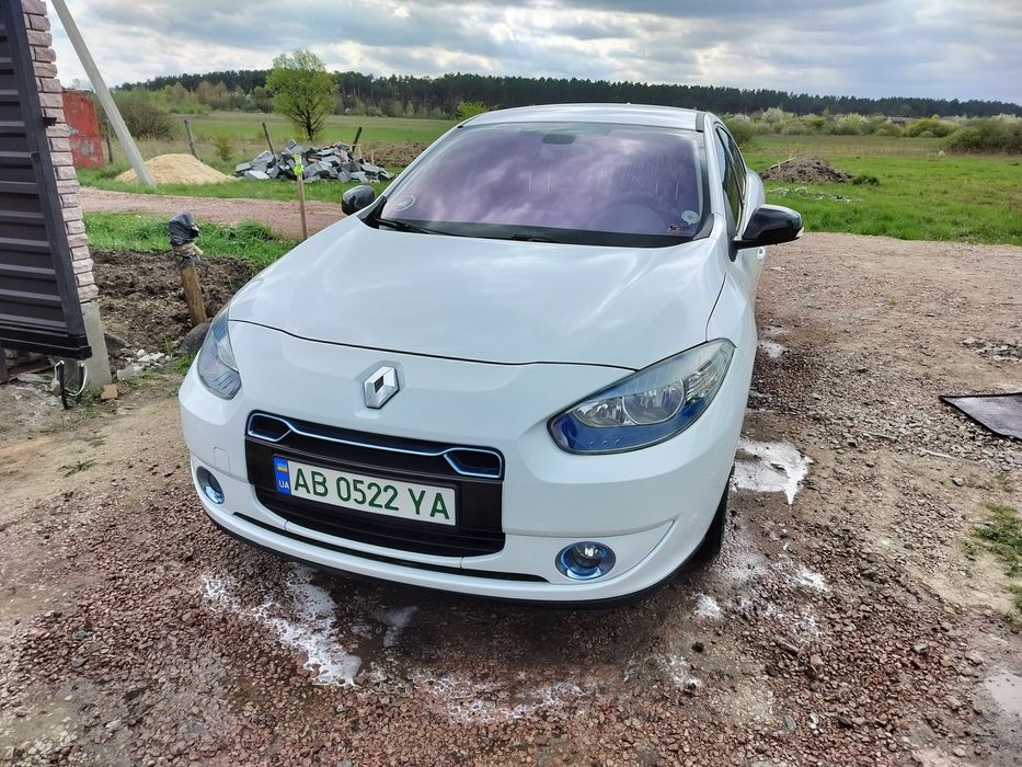 Renault Fluence 2012 350км