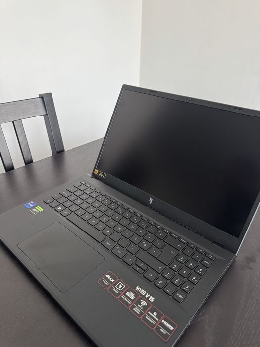 Portátil Acer Nitro V15 com ecrã FHD IPS de 15,6 polegadas