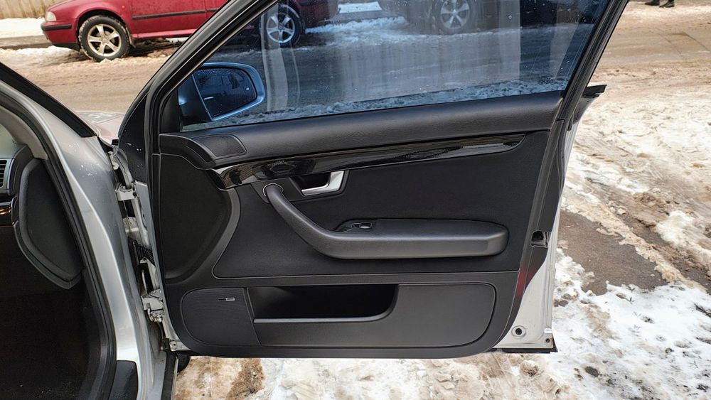 Audi A4, 2002 рік , срочно