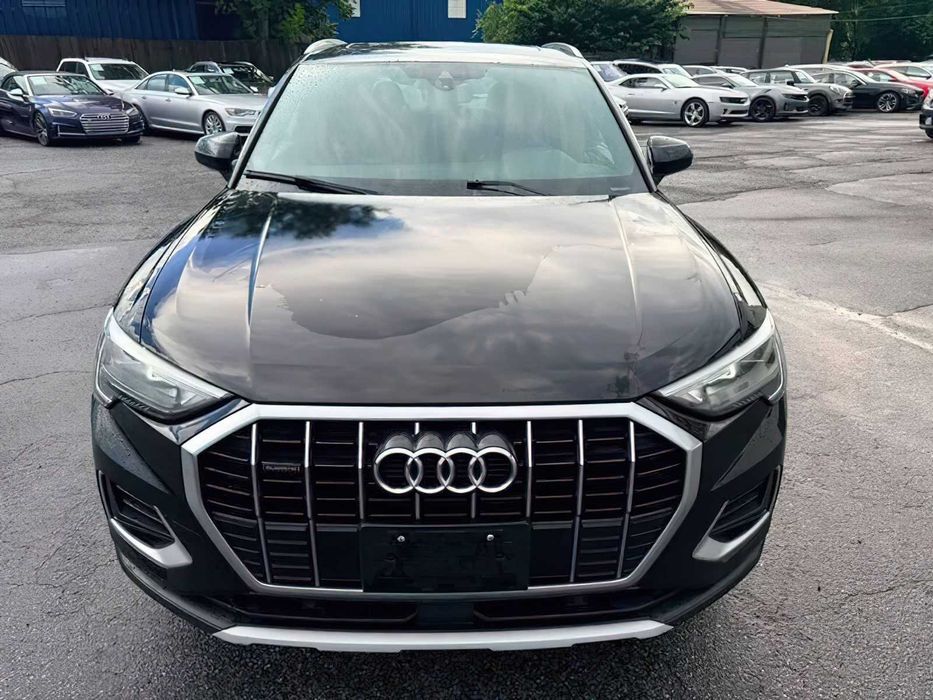 Audi Q3      2019