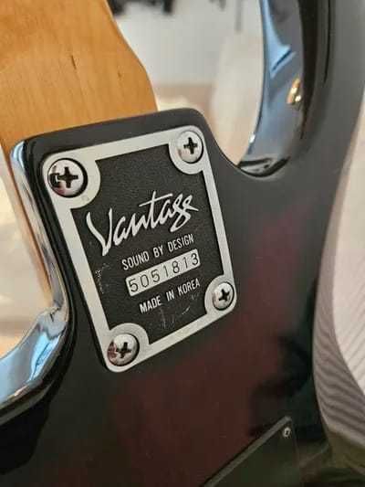 Guitarra Vantage (1996)