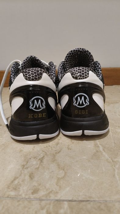 Kobe 6 Protro Pretas e brancas
