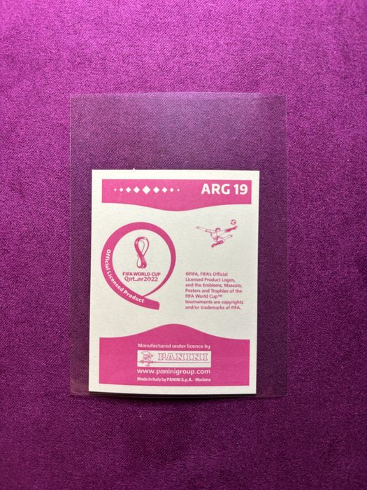 Cromo Lionel Messi Panini Mundial 2022 Laranja