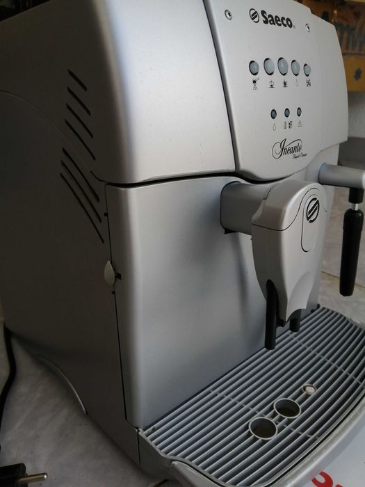 Máquina de café SAECO
