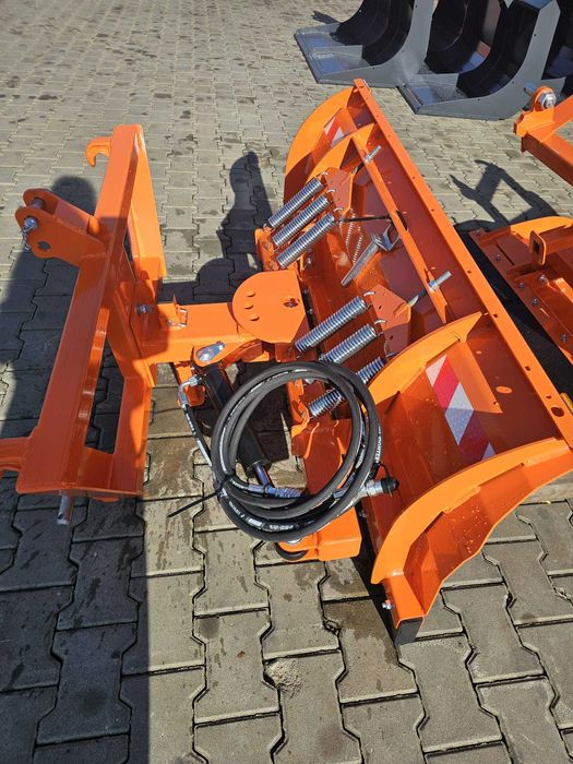 NOWE Pług prosty ze sprężynami na sprężynach pługi do śniegu kukurydzy