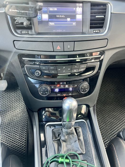 Продам Peugeot  508 RXH
