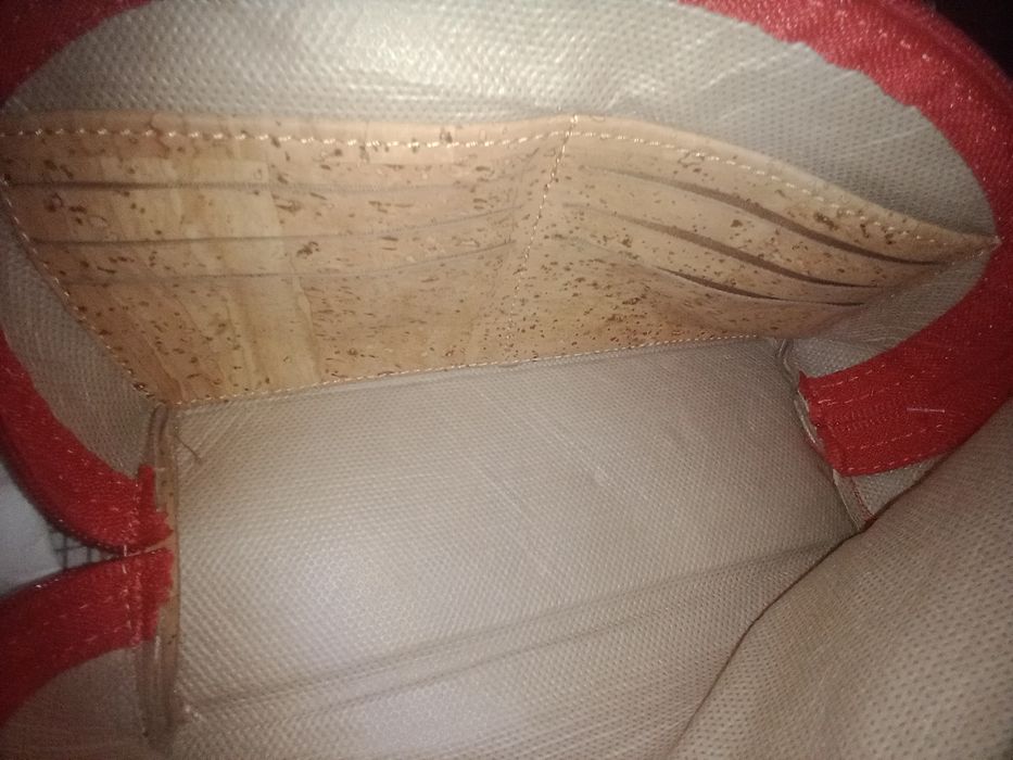 Bolsa com etiqueta cortiça