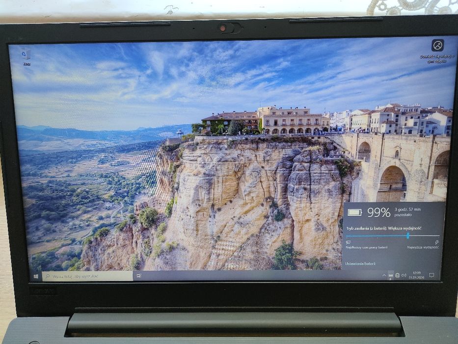 Lenovo V130-15IKB Core i5 8gb ddr4 256gb ssd