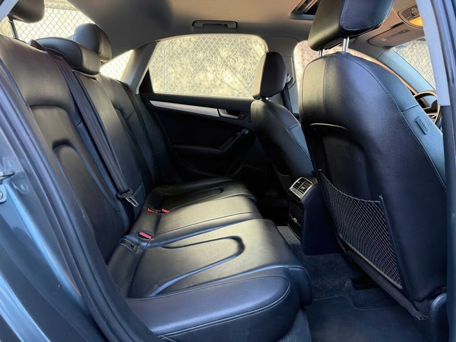 Audi A4      2015