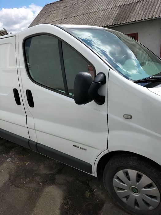 Продам авто Renault Trafic.