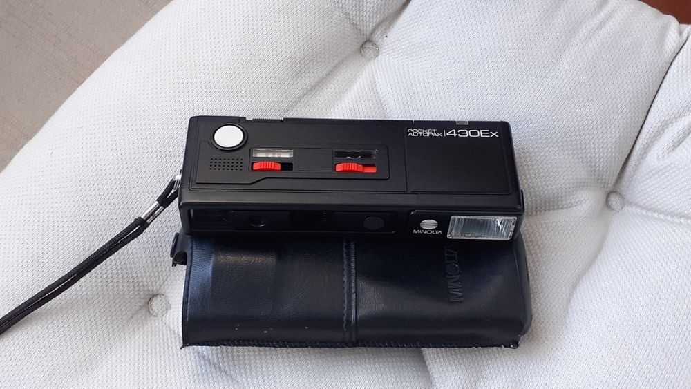 Minolta Pocket Autopak 430Ex, com estojo em pele Máquina Fotográfica