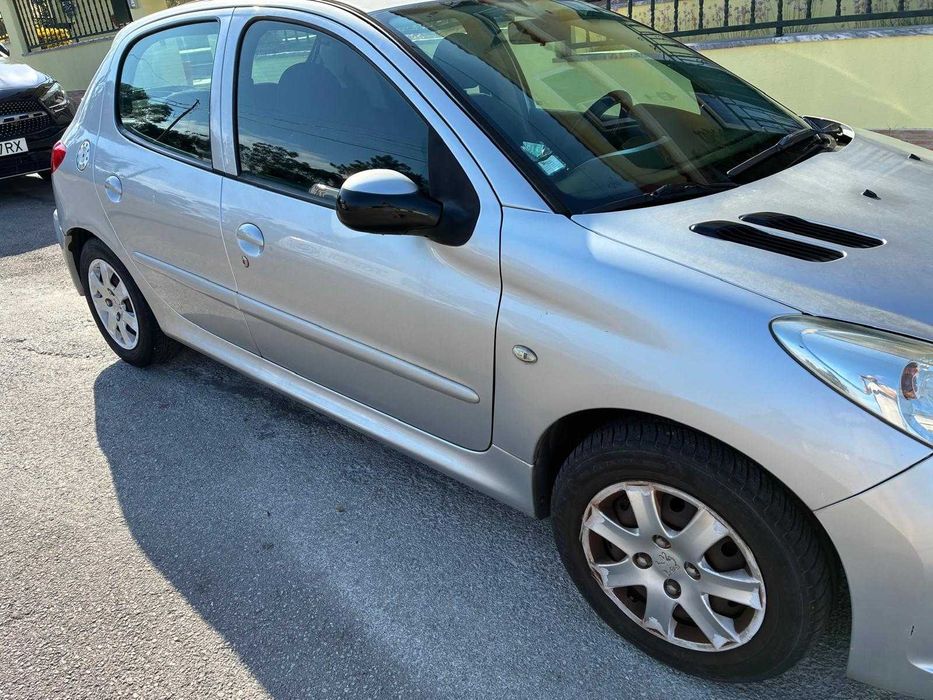 Peugeot 206+ — fotografia 4