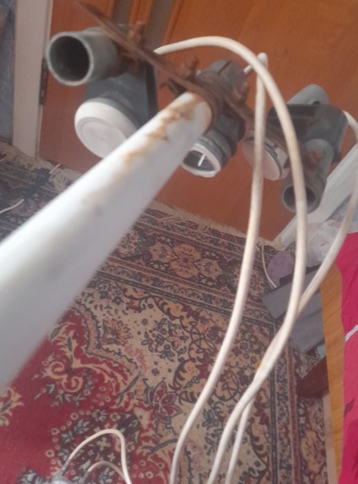 Спутниковая тарелка