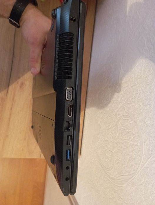 Ноутбук Asus x55vd W7 Pro