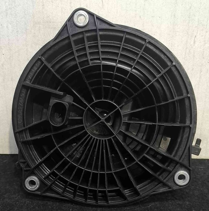 Fechadura / Fecho da Mala 6R6827469B - VW POLO IV