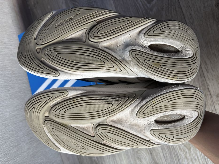 Кроссовки Adidas Ozelia 44.5