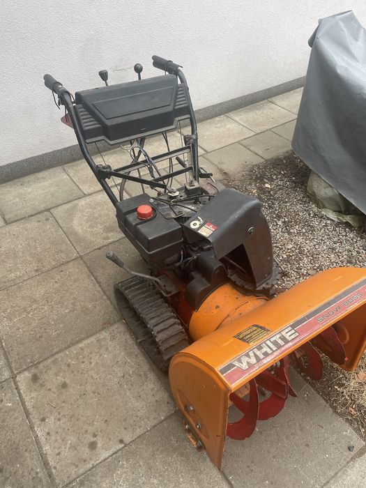 Odśnieżarka gąsienicowa Tecumseh 8hp