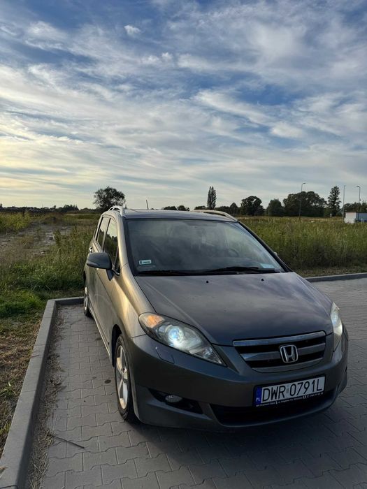 Honda FR-V
