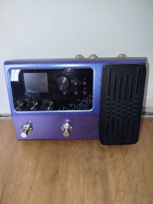 Електрогітара Cort X100 + Комбопідсилювач Line 6 +  Valeton GP-100