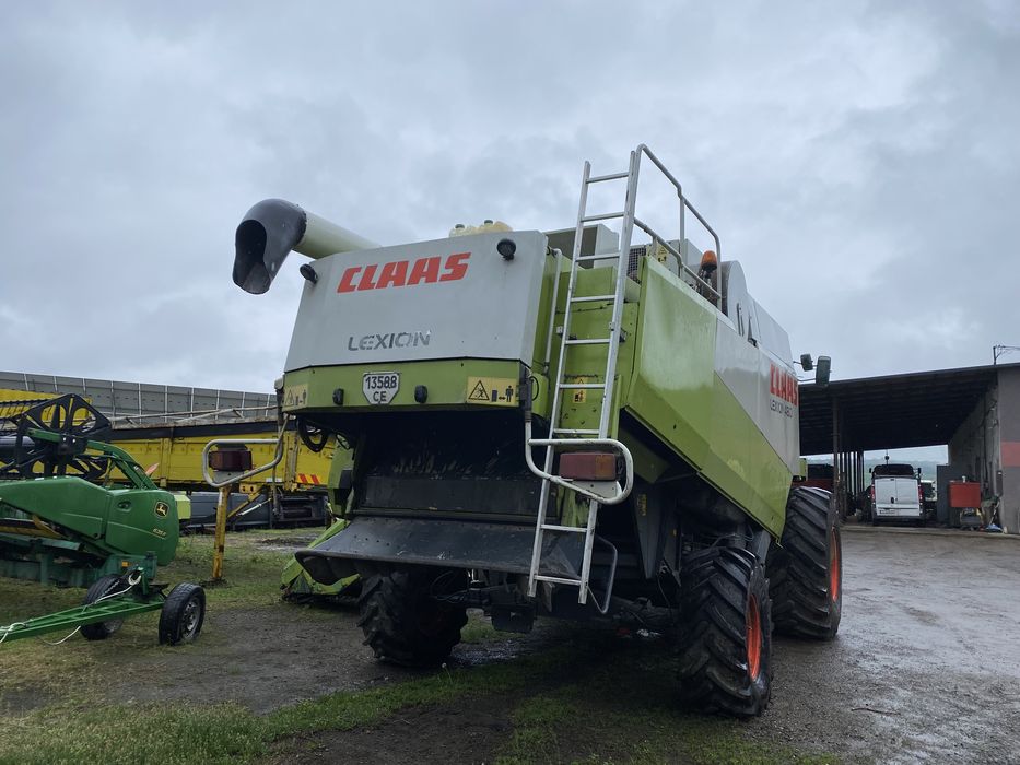 комбаєн зернозбиральний