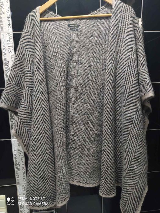 Кофта,кардиган,свитер,накидка Massimo Dutti