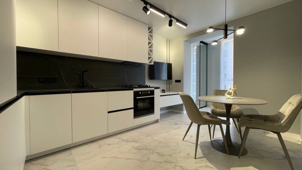 Продам 2-комн. квартиру ЖК «Счастливый-2» . Новый качественный ремонт