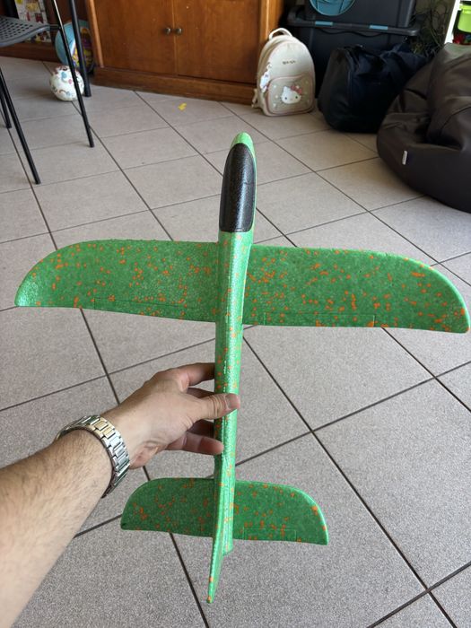 Avião de brinquedo