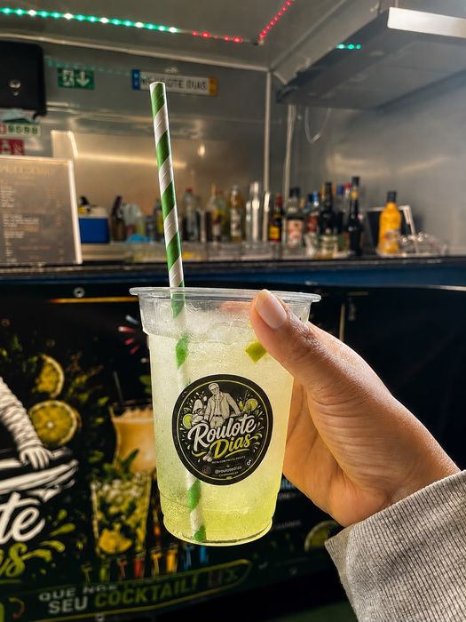 Roulote Dias – Cocktails, Caipirinhas e Bar para Casamentos, Batizados e Eventos