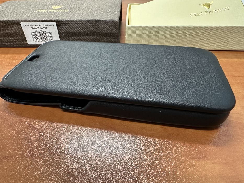 Skórzane etui Piel Frama do iPhone'a 14 Pro Max, ręcznie wykonane