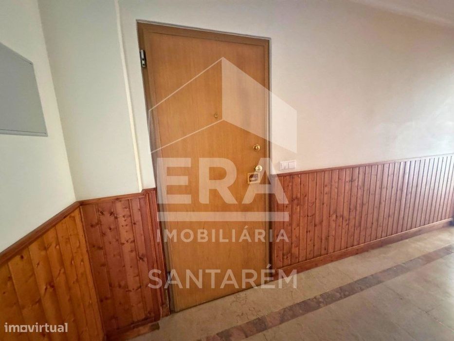 Apartamento T3 com varanda