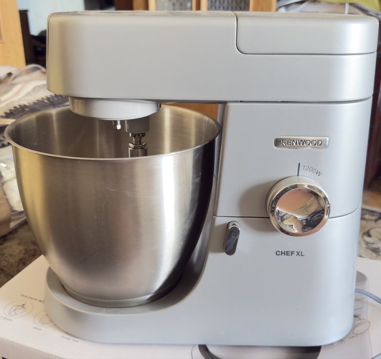 Продам кухонну машину Kenwood Chef XL KVL4100S | Ідеальний стан | Повний комплект