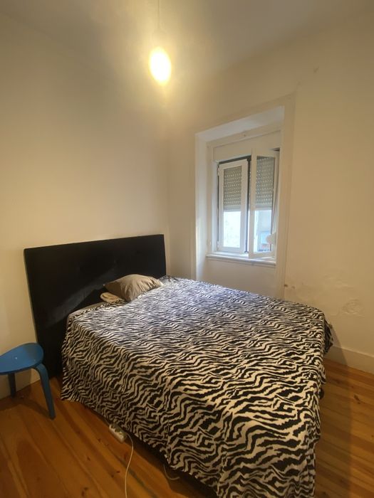 Aluga-se quarto em Arroios entrada imediata