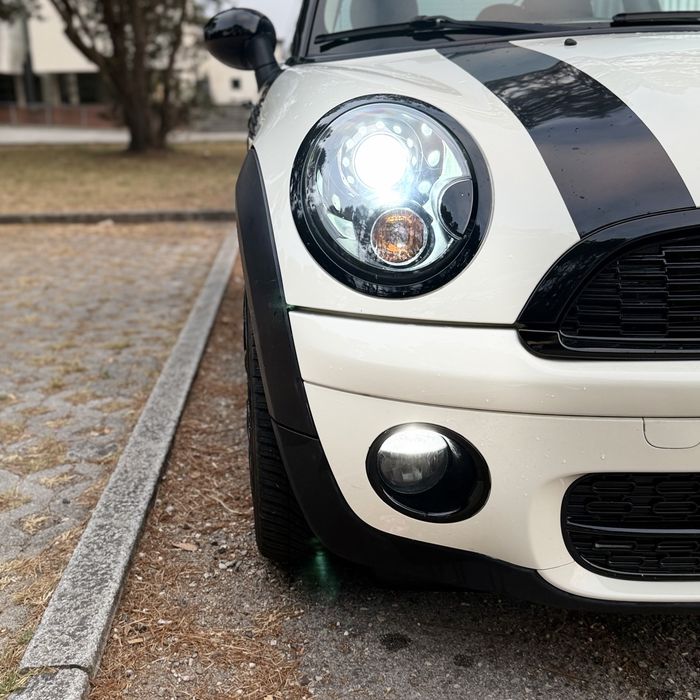 Mini Cooper     D513210604334632962