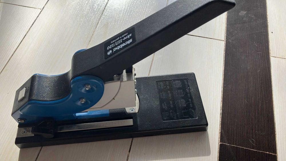 Agrafador gigante Skrebba SKRE-117/120