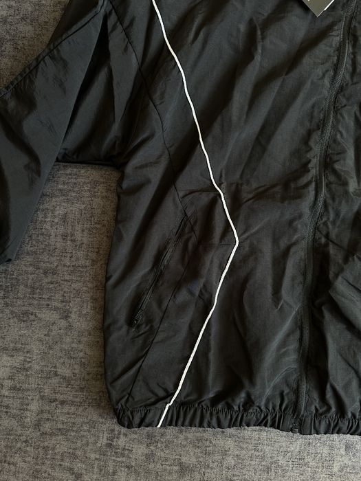 Нейлонова вітровка Jordan