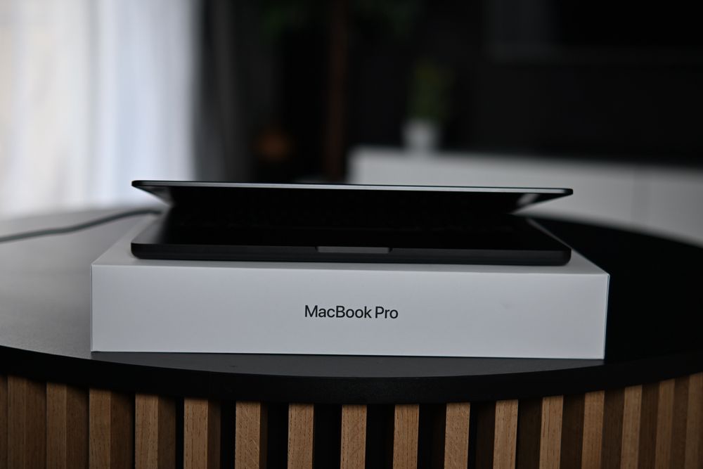 Macbook PRO M5 nowy gwarancja 24gb ram 1TB czip M5 Pro