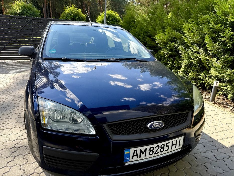 Ford focus 2 рік 2005