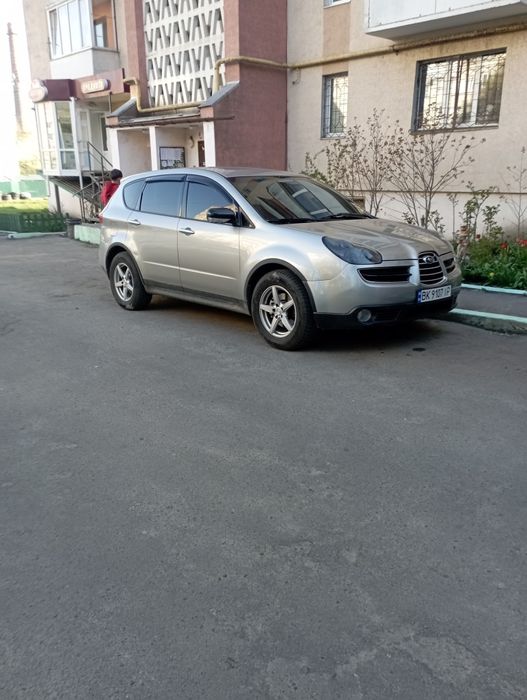 Субару Трибека б9