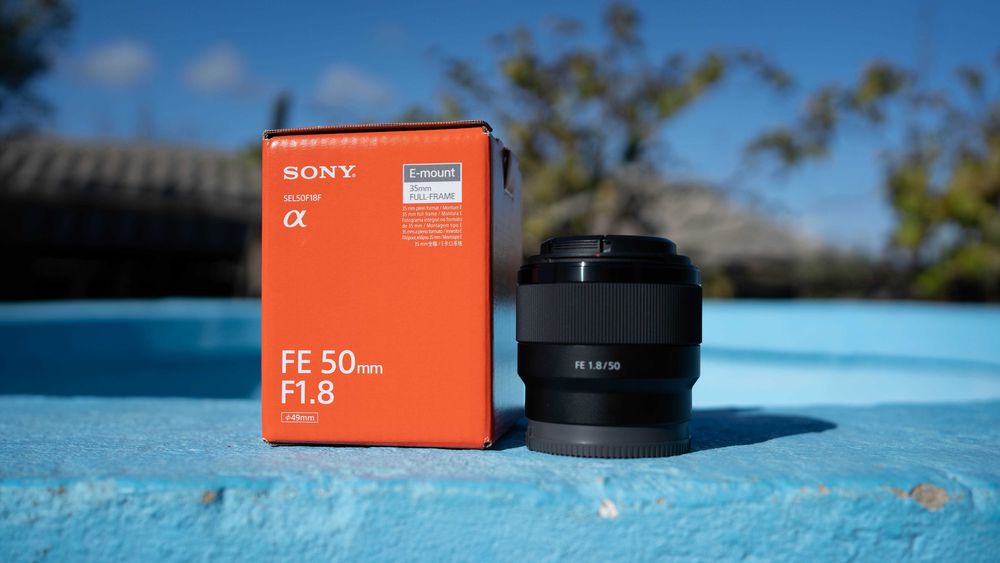 Objectiva SONY FE 50mm f/1.8