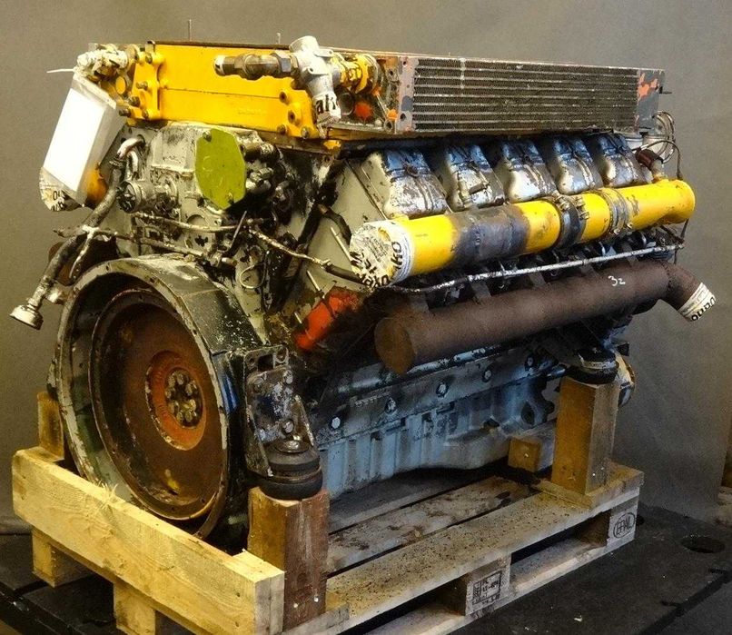 Silnik spalinowy - Deutz F10L413 - V10 chłodzony powietrzem