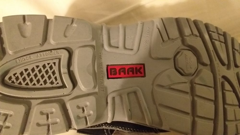 Buty robocze. Obuwie ochronne BHP. Skóra naturalna. Nowe