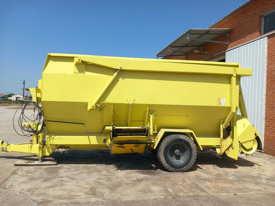 Reboque Unifeed SGARIBOLDI MONOFEDER