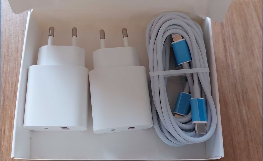 iPhone 2x stacja ładująca + 2x kabel